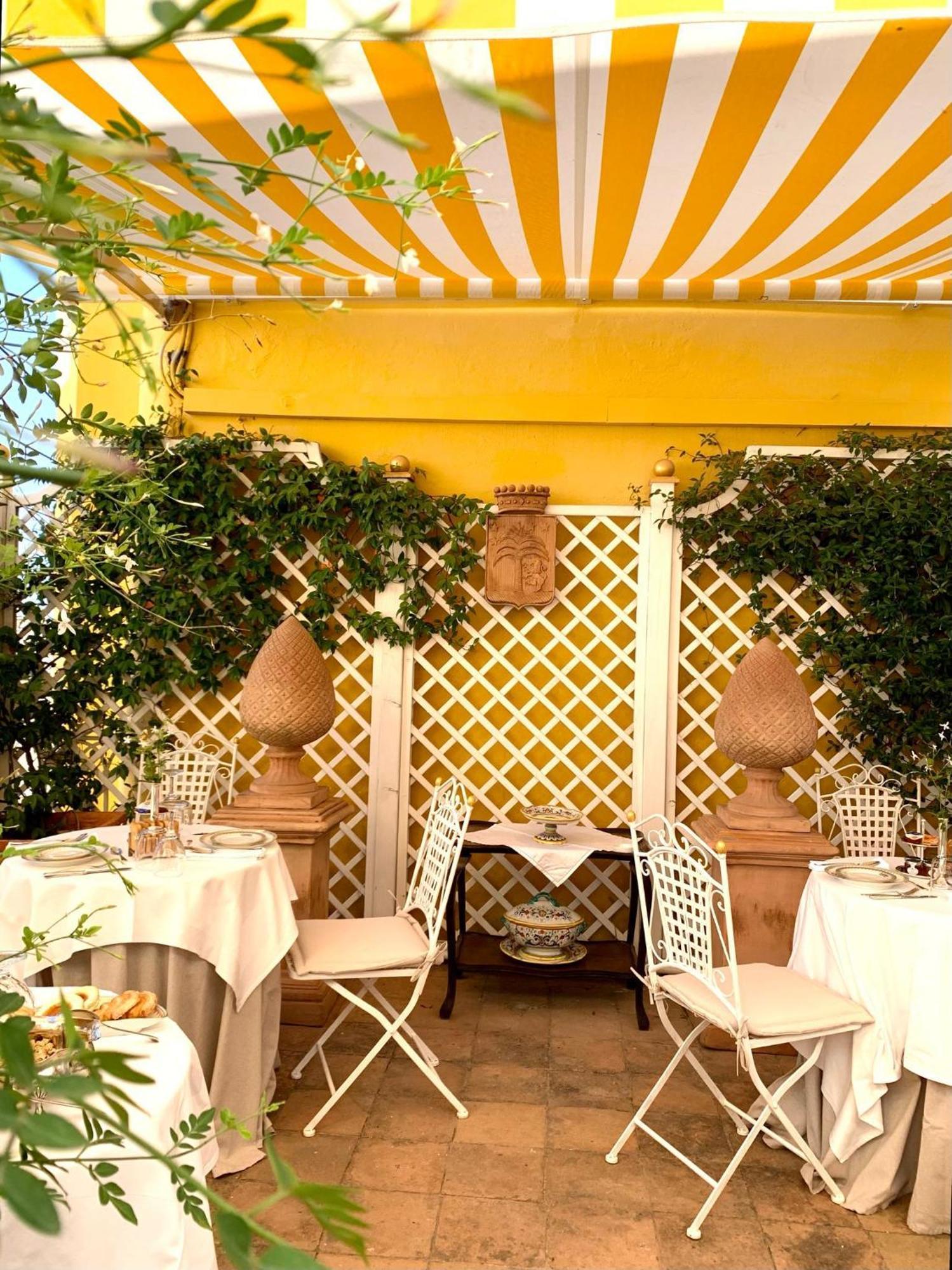 Palazzo Cherubini-Pools & Wellness Rossano Exterior foto